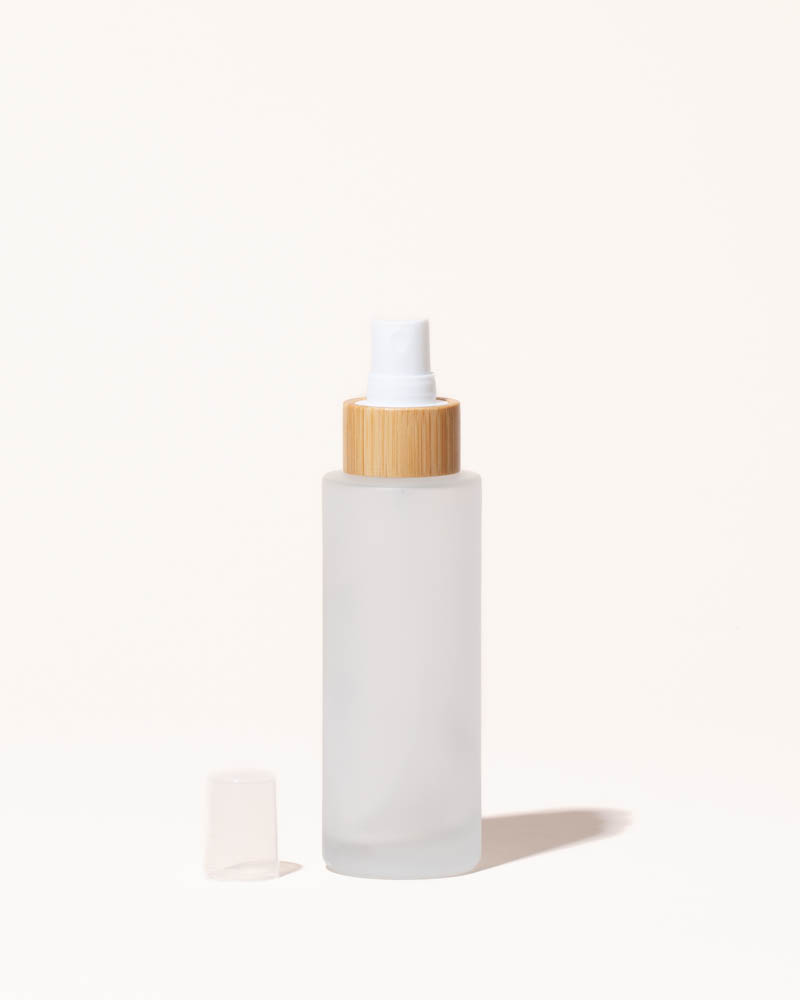3.4oz / 100ml frosted glass & bamboo spray bottle
