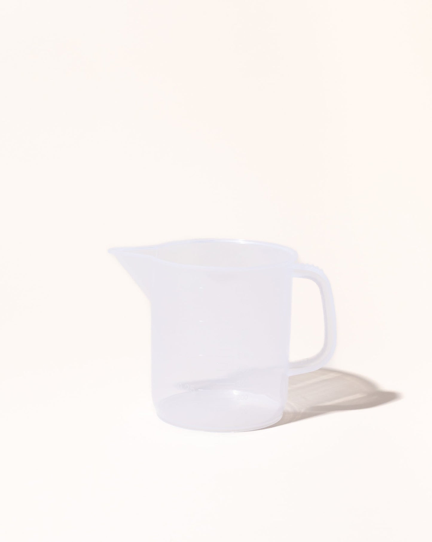 33.8oz / 1000ml pouring pitcher