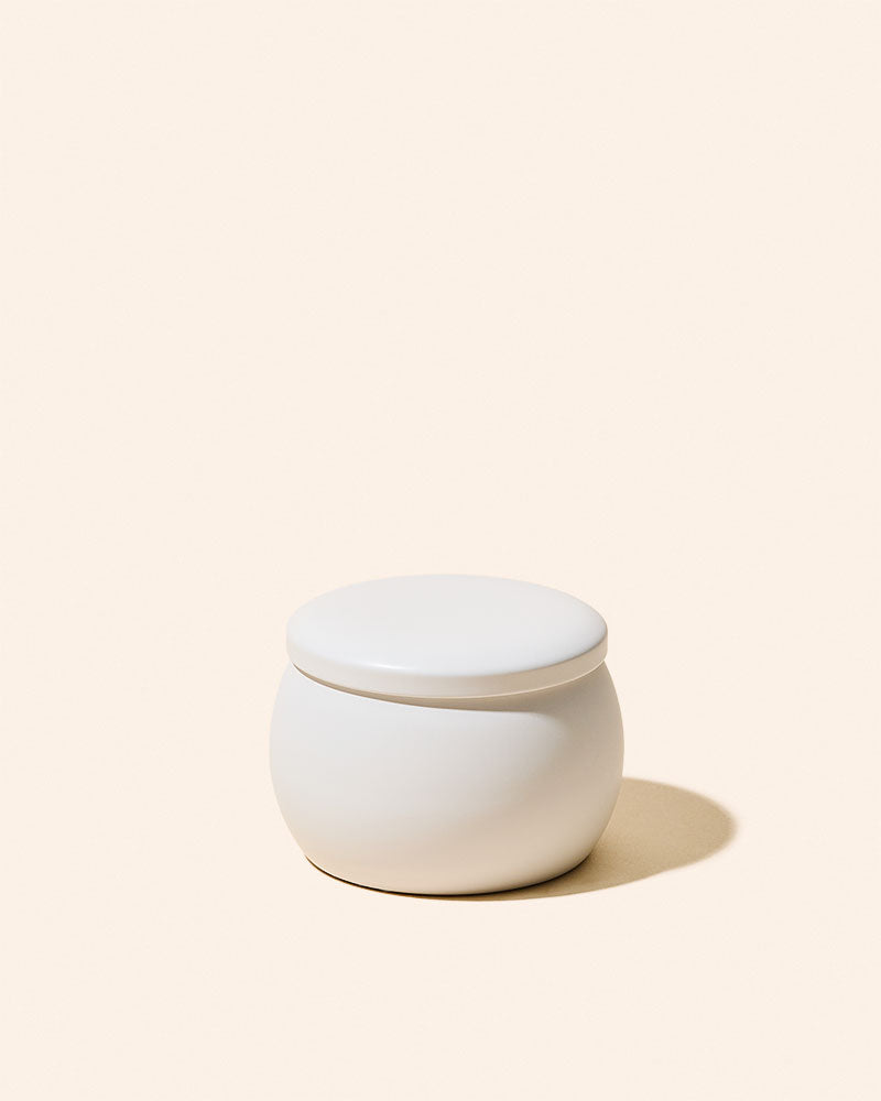 4oz amore™ candle tin & lid