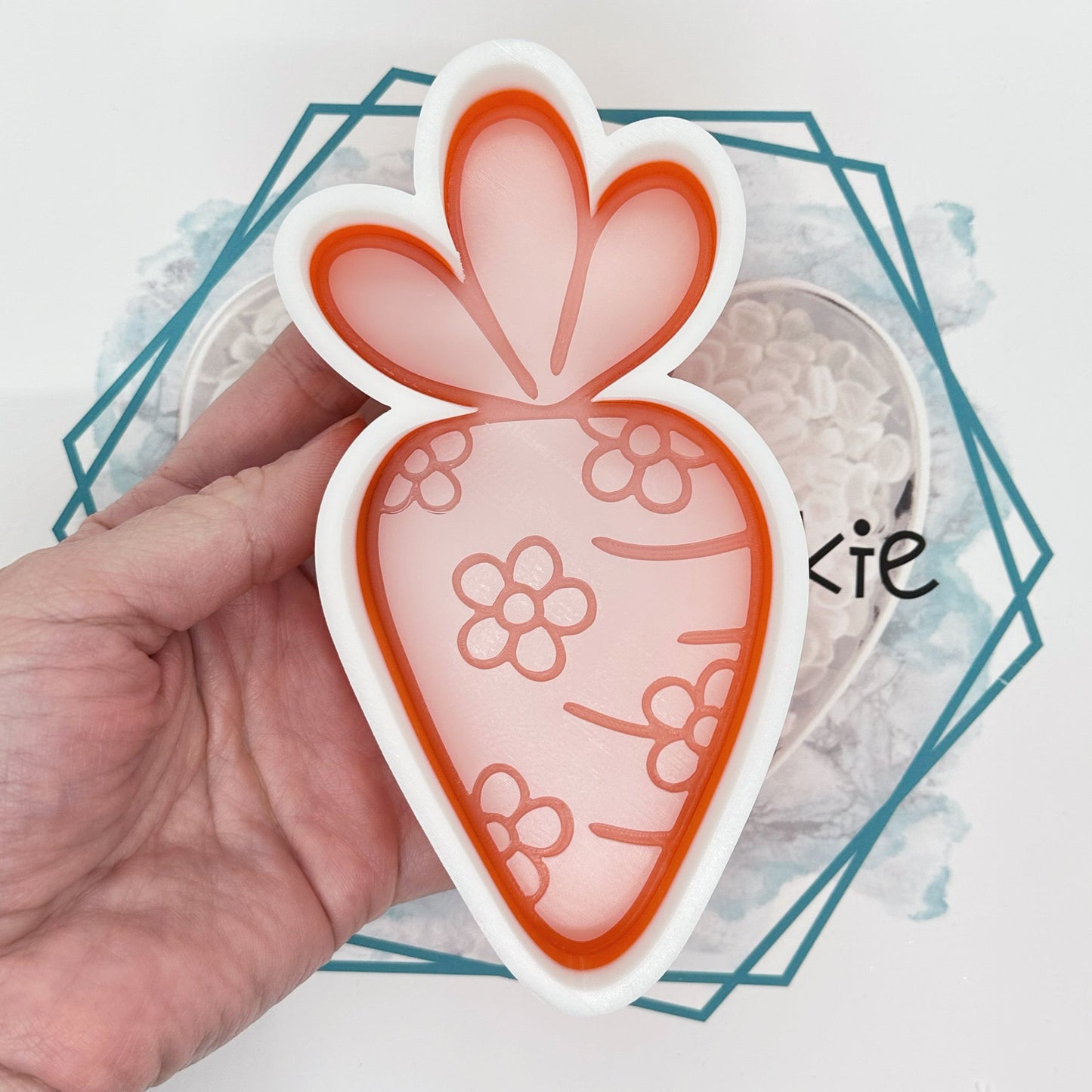 *NEW RELEASE* Floral Carrot Freshie Mold