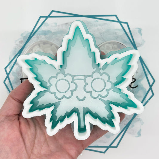 *NEW RELEASE* Retro Leaf Freshie Mold