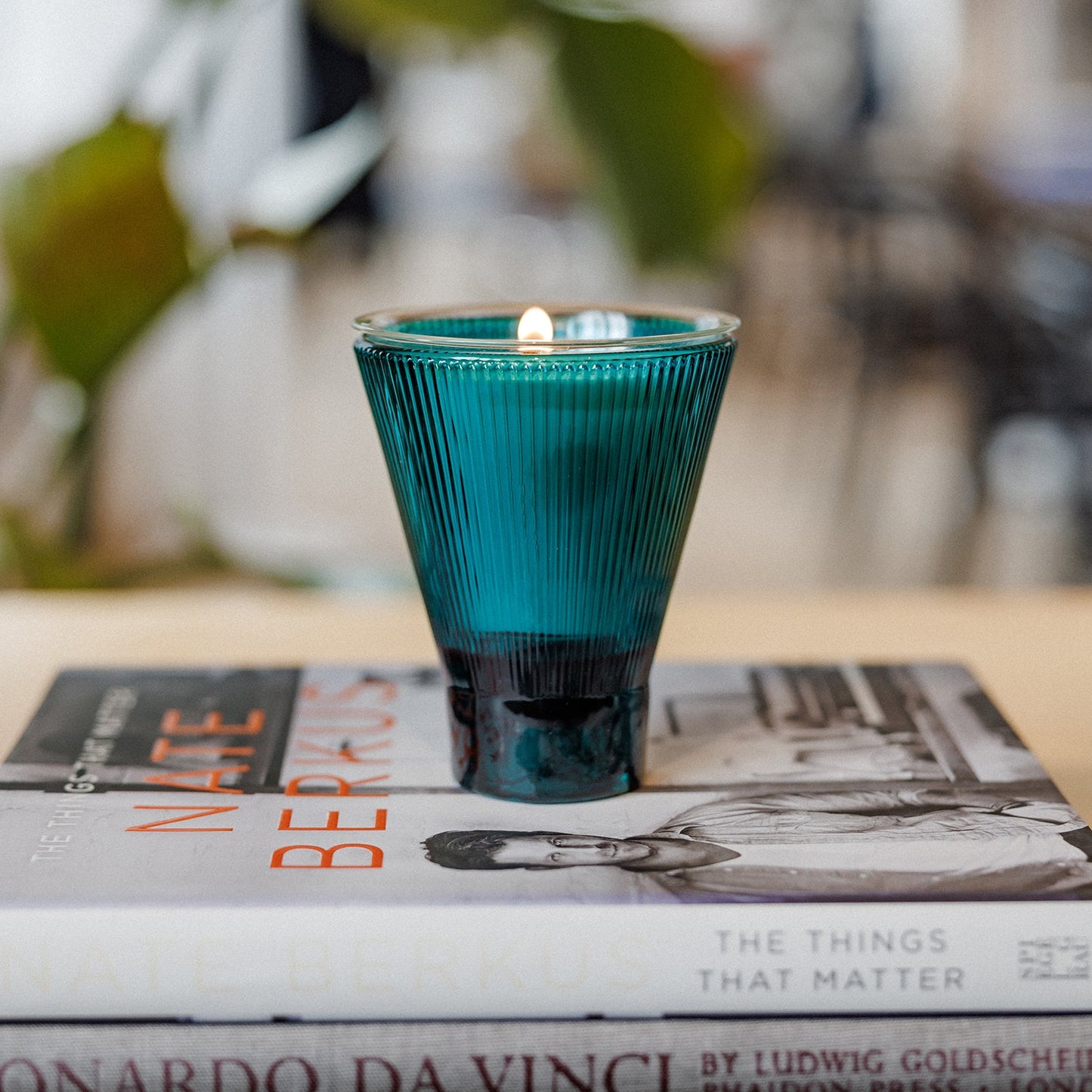 ZAI Candle - Cedar & Black Cherry