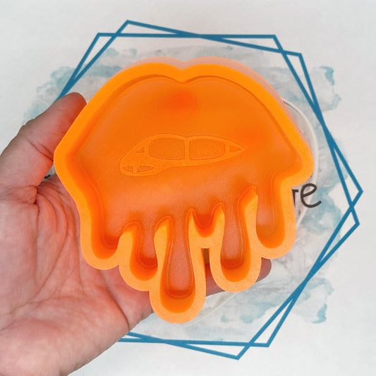 Biting Lip Drip Freshie Mold